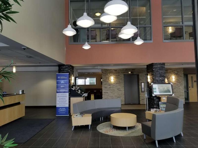 ססקאטון Best Western Plus Airport Inn & Suites מראה חיצוני תמונה
