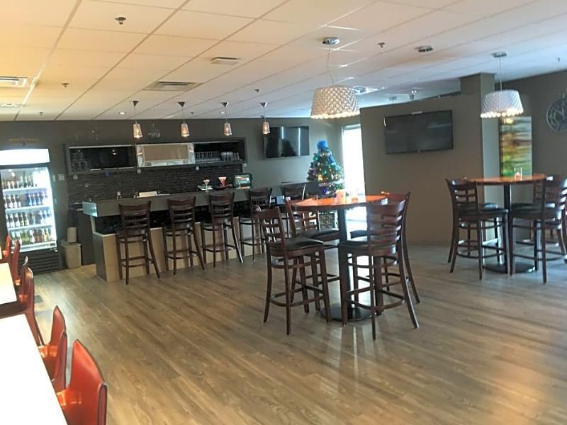 ססקאטון Best Western Plus Airport Inn & Suites מראה חיצוני תמונה